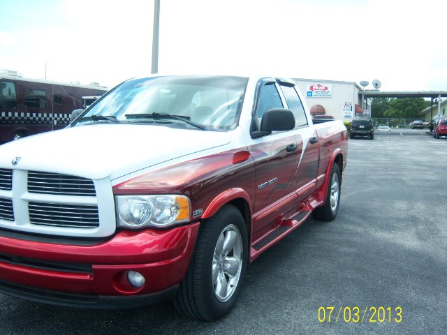 Dodge Ram 1500 2004 photo 1