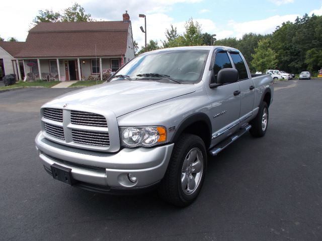 Dodge Ram 1500 2004 photo 4