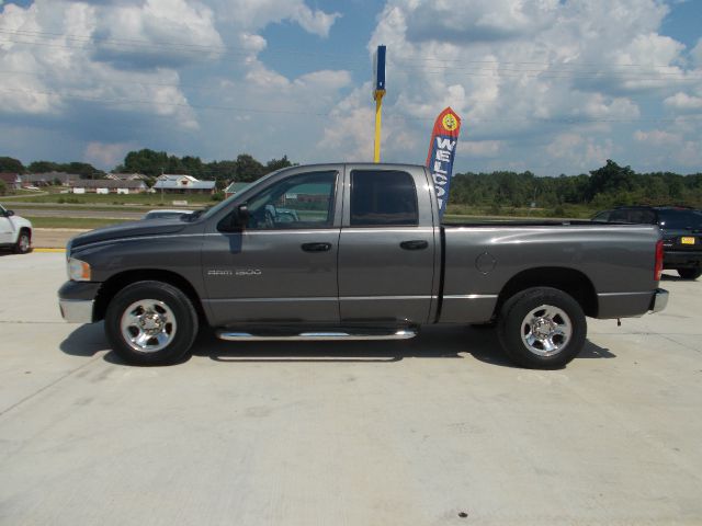 Dodge Ram 1500 2004 photo 4