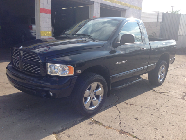 Dodge Ram 1500 2004 photo 3