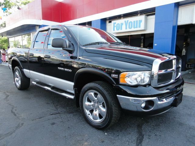 Dodge Ram 1500 2004 photo 3