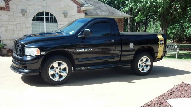 Dodge Ram 1500 2004 photo 4