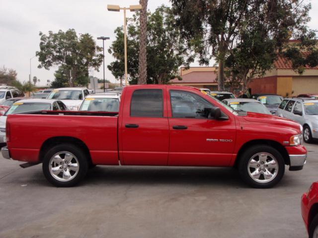 Dodge Ram 1500 2004 photo 4