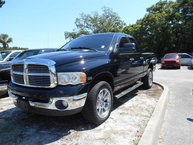 Dodge Ram 1500 2004 photo 4