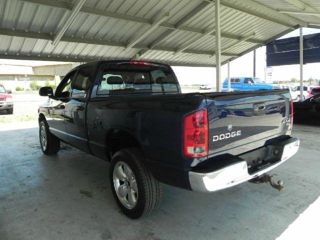 Dodge Ram 1500 4dr 4WD EXT LS 4x4 SUV Pickup Truck