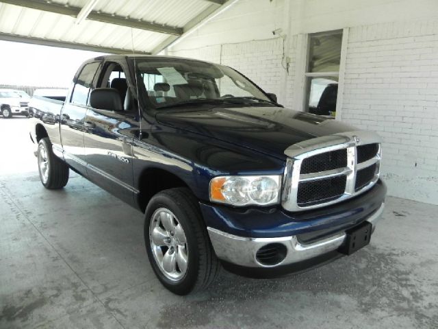 Dodge Ram 1500 2004 photo 3