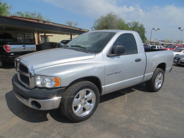 Dodge Ram 1500 2004 photo 16