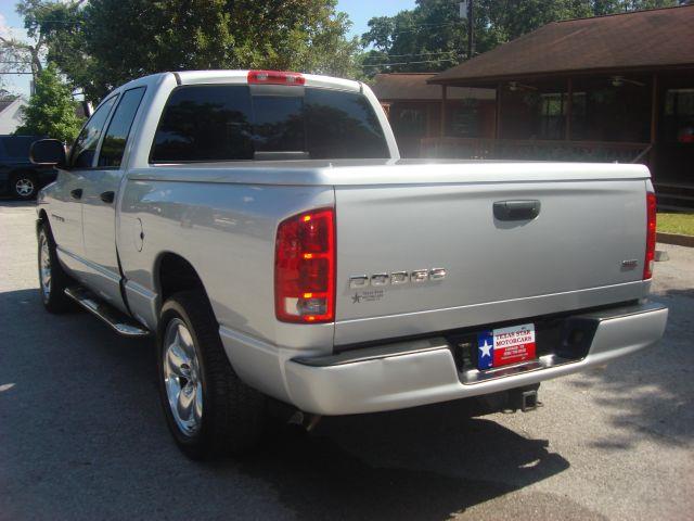 Dodge Ram 1500 2004 photo 4