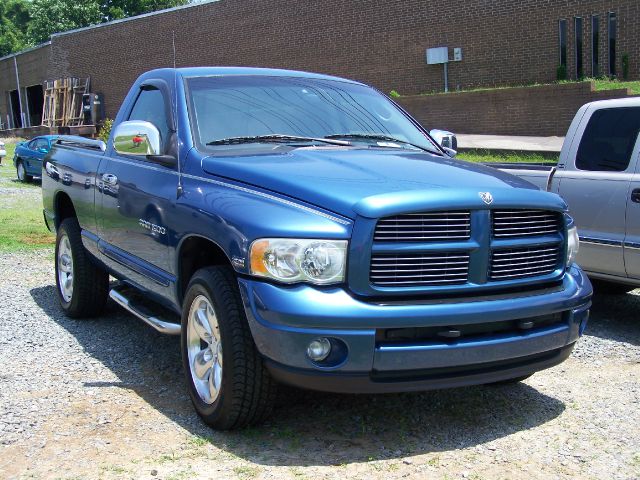 Dodge Ram 1500 2004 photo 1