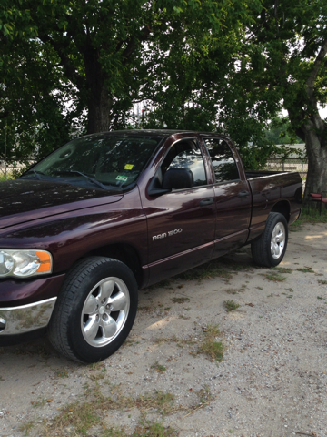 Dodge Ram 1500 2004 photo 3