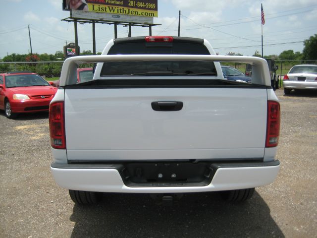 Dodge Ram 1500 2004 photo 4