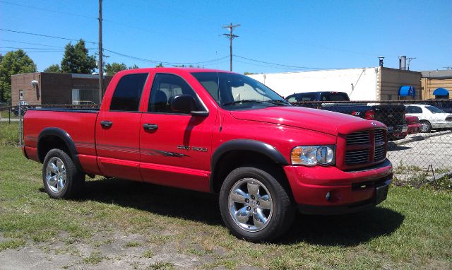 Dodge Ram 1500 4d Wagon AWD Pickup Truck