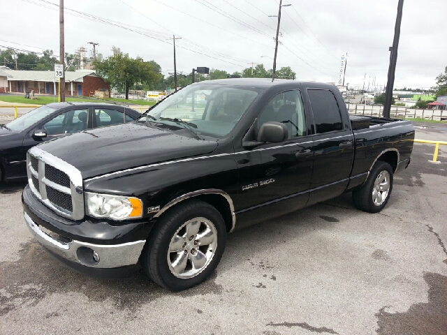 Dodge Ram 1500 2004 photo 4