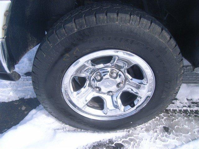 Dodge Ram 1500 2004 photo 3