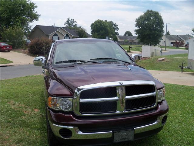 Dodge Ram 1500 2004 photo 1