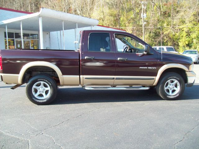 Dodge Ram 1500 2004 photo 4