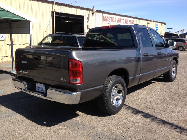 Dodge Ram 1500 2004 photo 3