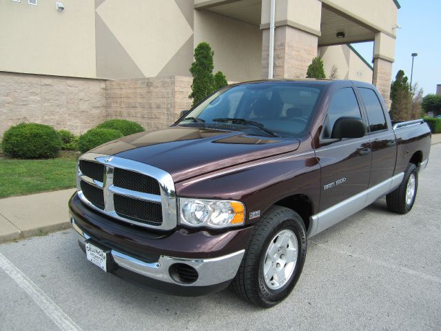 Dodge Ram 1500 2004 photo 3