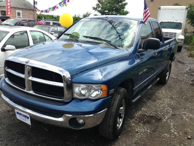 Dodge Ram 1500 2004 photo 2