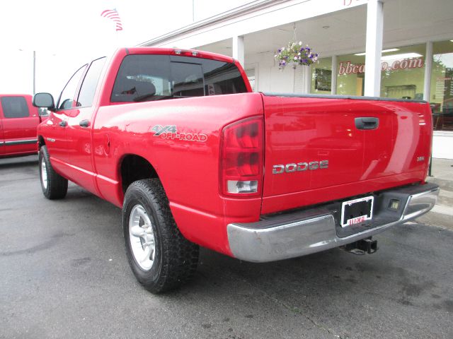 Dodge Ram 1500 2004 photo 2