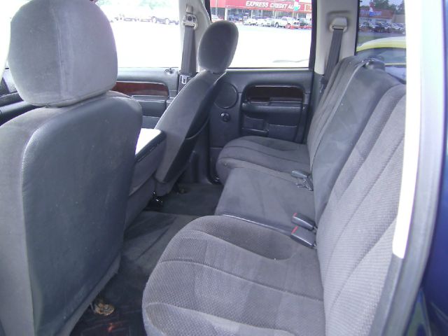 Dodge Ram 1500 2004 photo 3