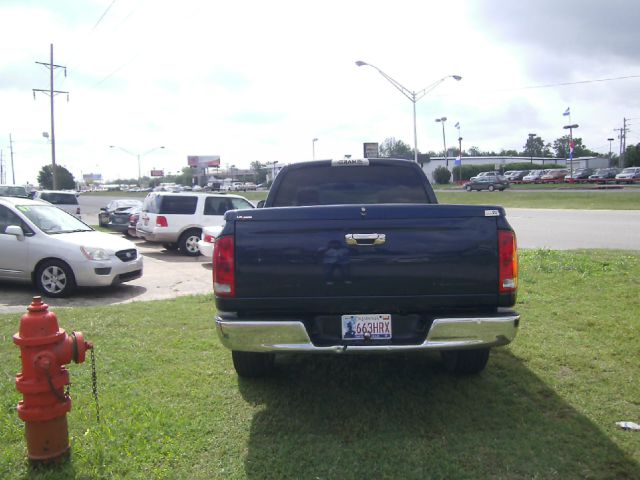 Dodge Ram 1500 2004 photo 4