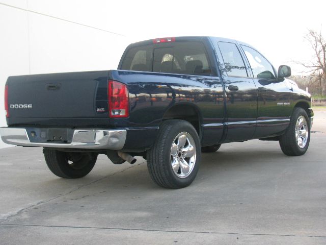 Dodge Ram 1500 2004 photo 4