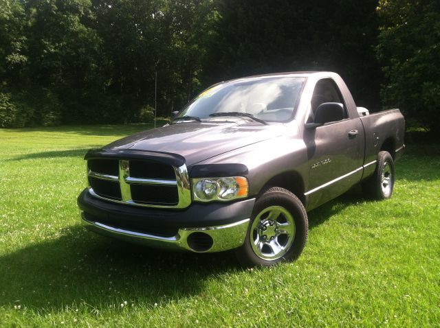 Dodge Ram 1500 2004 photo 4