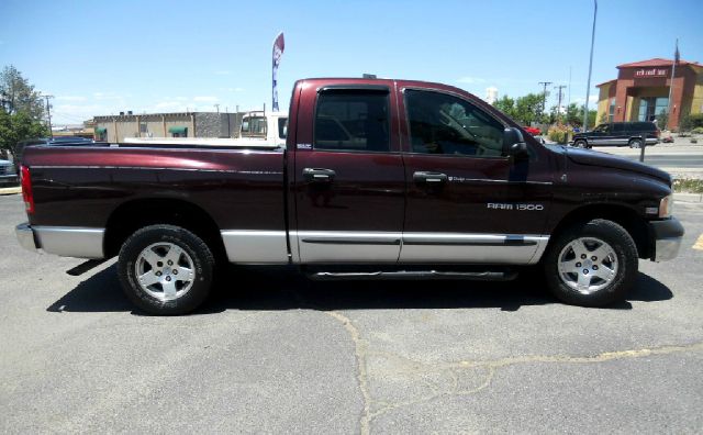 Dodge Ram 1500 2004 photo 2