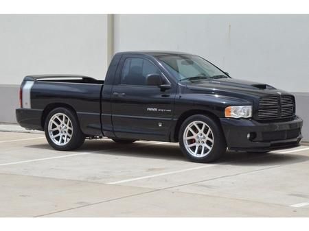 Dodge Ram 1500 2004 photo 2