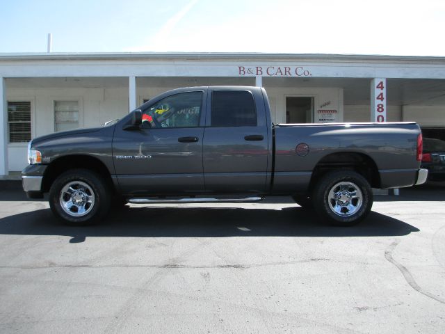 Dodge Ram 1500 2004 photo 3