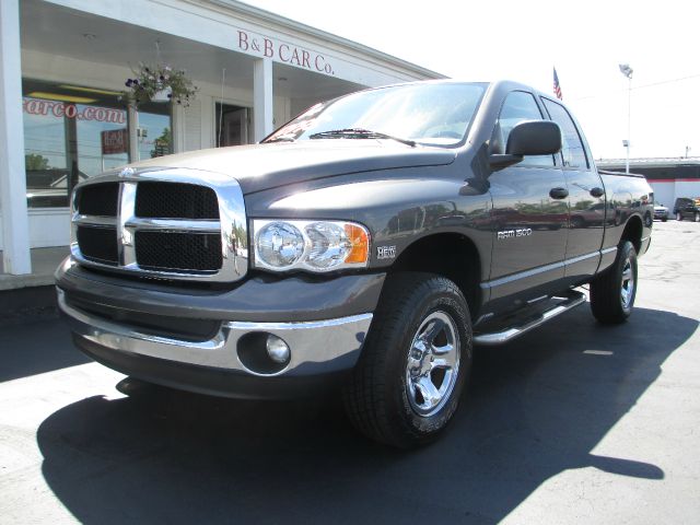 Dodge Ram 1500 2004 photo 4