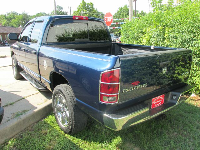 Dodge Ram 1500 2004 photo 3