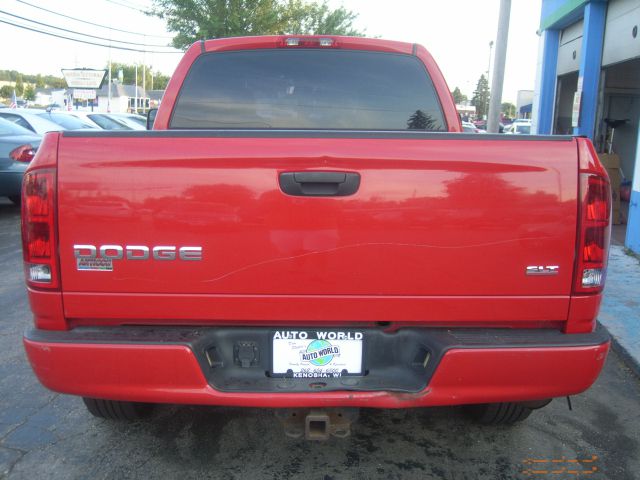 Dodge Ram 1500 2004 photo 2