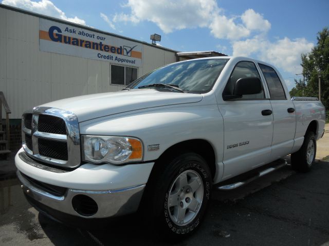 Dodge Ram 1500 2004 photo 4