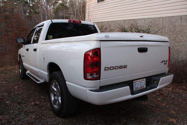 Dodge Ram 1500 2004 photo 1