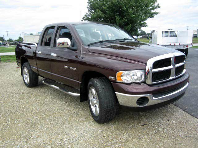 Dodge Ram 1500 2004 photo 4