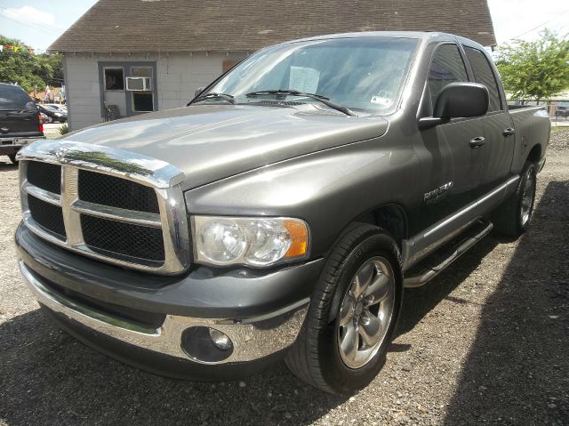 Dodge Ram 1500 2004 photo 2