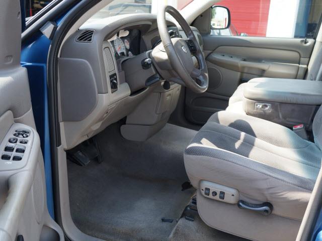 Dodge Ram 1500 2004 photo 1