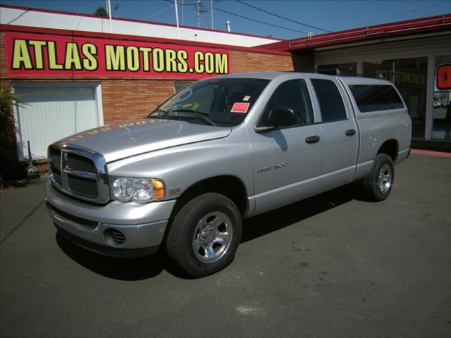 Dodge Ram 1500 2004 photo 4