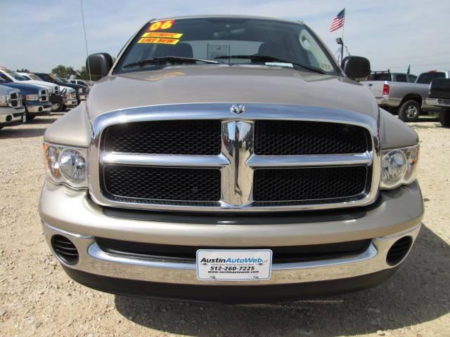 Dodge Ram 1500 2004 photo 2