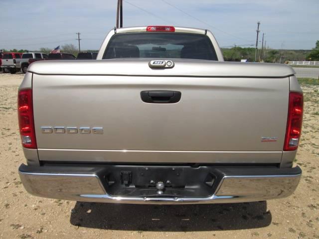 Dodge Ram 1500 2004 photo 3