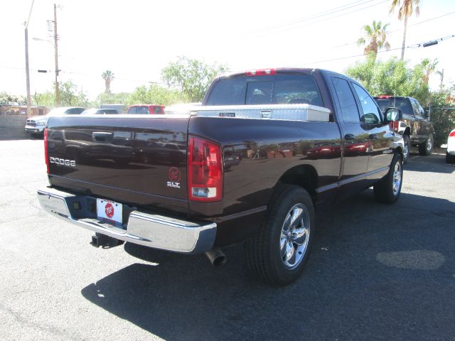 Dodge Ram 1500 2004 photo 3