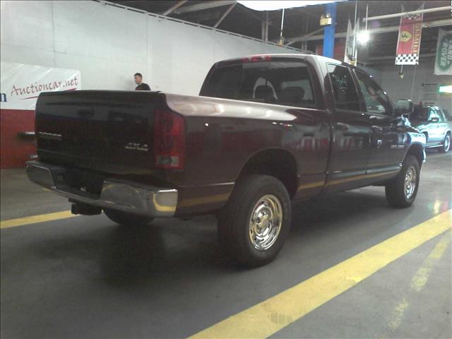 Dodge Ram 1500 2004 photo 2