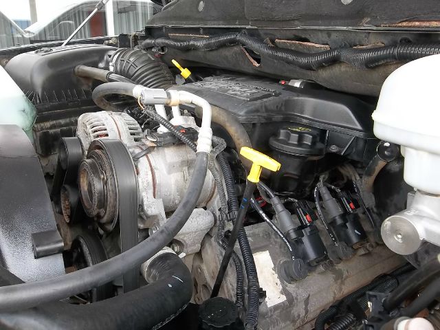 Dodge Ram 1500 2005 photo 2