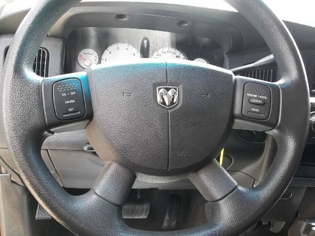 Dodge Ram 1500 2005 photo 5