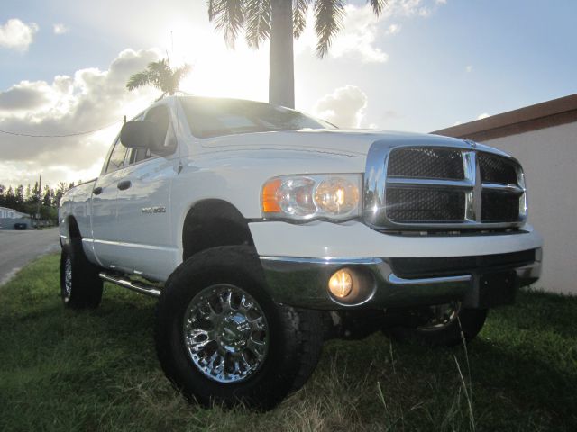 Dodge Ram 1500 2005 photo 2