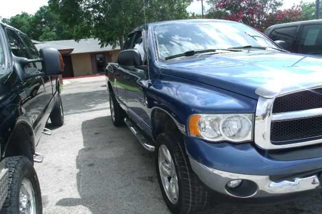 Dodge Ram 1500 2005 photo 2