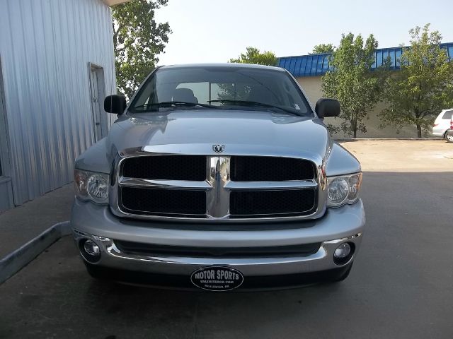 Dodge Ram 1500 2005 photo 2