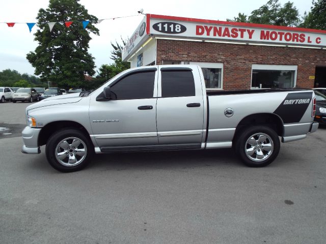 Dodge Ram 1500 Ext WT Pickup Truck